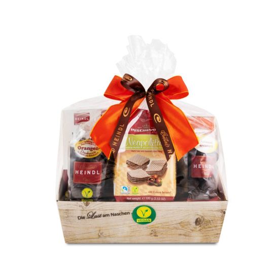 Geschenkkorb vegan Süßigkeiten Fairtrade regional